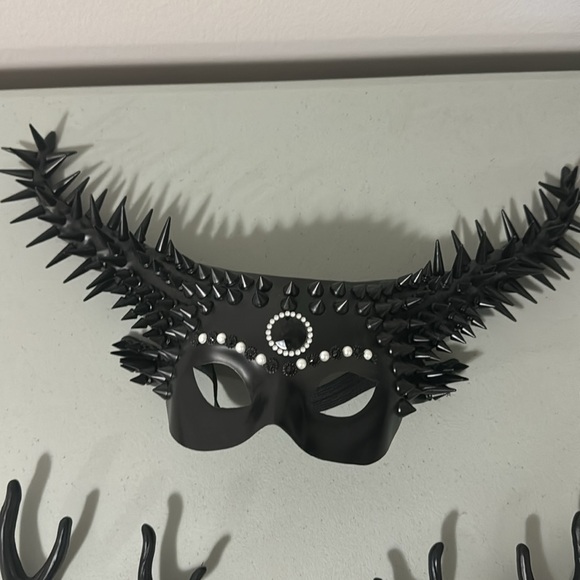 Cosplay Villian Dark Magic Masks Adult - Picture 3 of 3